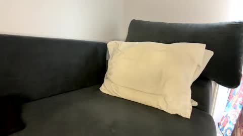 kiwigray online show from 11-22-25, 09:41