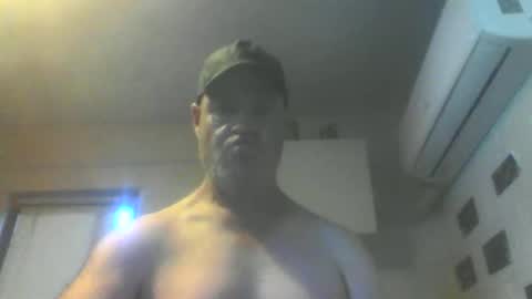 Snapshot of kiwiguy19773 chatting on 01-06-26, 06:28 kiwiguy19773 online show from 01-06-26, 06:28