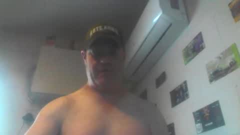 Snapshot of kiwiguy19773 chatting on 04-03-26, 08:40 kiwiguy19773 online show from 04-03-26, 08:40