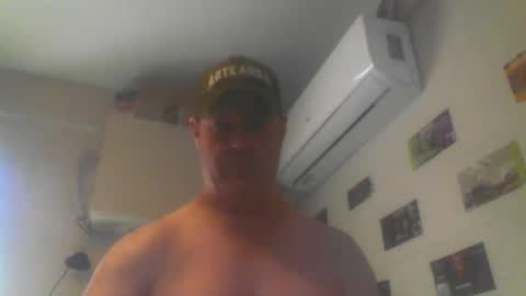 Snapshot of kiwiguy19773 chatting on 04-10-26, 12:27 kiwiguy19773 online show from 04-10-26, 12:27