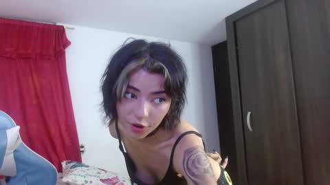 kiyu online show from 11-11-25, 01:16