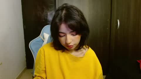 kiyu online show from 06-11-26, 02:22