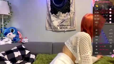 Snapshot of kizziequiroz chatting on 01-16-26, 08:18 Luna online show from 01-16-26, 08:18