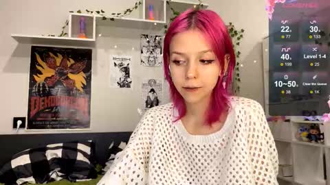 Snapshot of kizziequiroz chatting on 02-24-26, 08:40 Luna online show from 02-24-26, 08:40