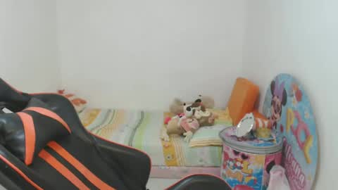 Snapshot of klauss_123 chatting on 06-19-26, 06:29 klauss 123 online show from 06-19-26, 06:29