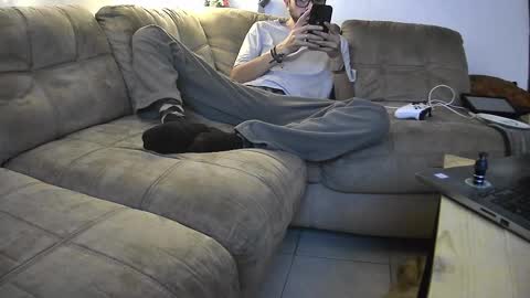 Snapshot of klein_jeremy chatting on 12-18-24, 05:37 Jeremyz online show from 12-18-24, 05:37