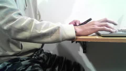 Snapshot of klein_jeremy chatting on 12-24-24, 02:12 Jeremyz online show from 12-24-24, 02:12
