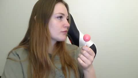 Snapshot of kleokills chatting on 12-18-24, 06:46 kleokills online show from 12-18-24, 06:46