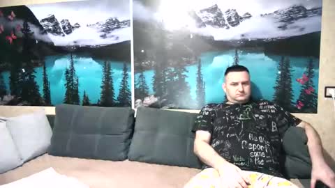 Snapshot of kleosnow chatting on 09-21-25, 08:16 Kleosnow online show from 09-21-25, 08:16