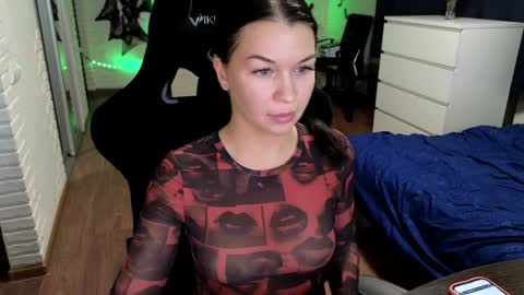 Snapshot of kleoxxx chatting on 12-13-24, 09:52 Alisa. online show from 12-13-24, 09:52