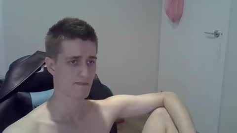 Snapshot of klg_888 chatting on 12-16-25, 12:26 klg 888 online show from 12-16-25, 12:26