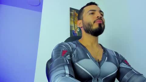 Snapshot of klinsmannwalton chatting on 10-06-25, 10:45 klinsmannwalton online show from 10-06-25, 10:45