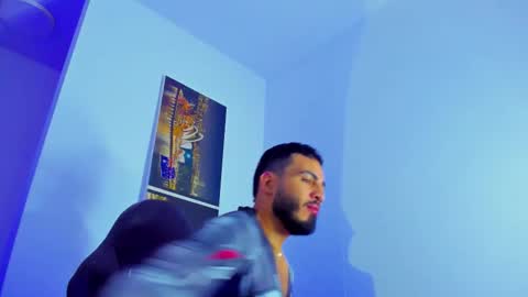 Snapshot of klinsmannwalton chatting on 10-14-25, 12:06 klinsmannwalton online show from 10-14-25, 12:06