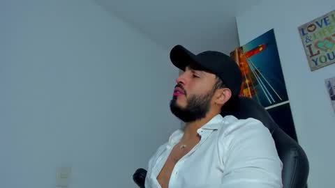 Snapshot of klinsmannwalton chatting on 01-09-26, 02:31 klinsmannwalton online show from 01-09-26, 02:31