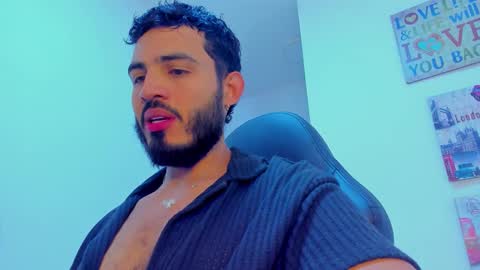 Snapshot of klinsmannwalton chatting on 01-10-26, 12:29 klinsmannwalton online show from 01-10-26, 12:29