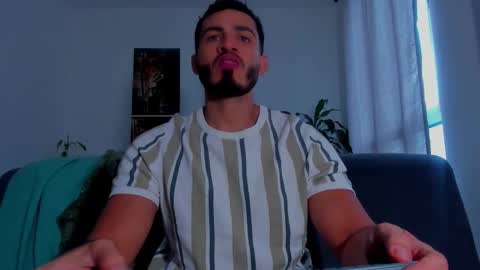 Snapshot of klinsmannwalton chatting on 01-13-26, 12:54 klinsmannwalton online show from 01-13-26, 12:54