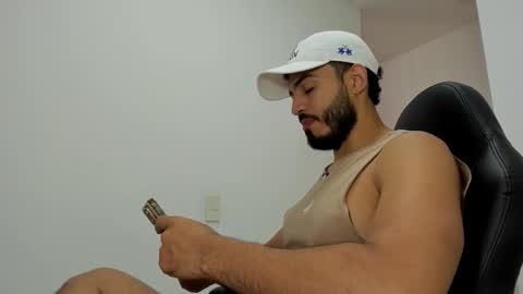 Snapshot of klinsmannwalton chatting on 02-01-26, 01:31 klinsmannwalton online show from 02-01-26, 01:31