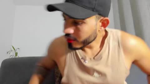 Snapshot of klinsmannwalton chatting on 02-24-26, 10:02 klinsmannwalton online show from 02-24-26, 10:02