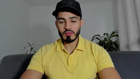 Snapshot of klinsmannwalton chatting on 02-27-26, 11:32 klinsmannwalton online show from 02-27-26, 11:32