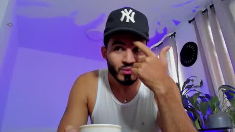 Snapshot of klinsmannwalton chatting on 03-02-26, 12:01 klinsmannwalton online show from 03-02-26, 12:01