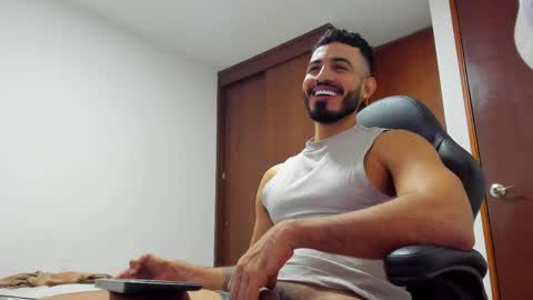 Snapshot of klinsmannwalton chatting on 06-09-26, 11:44 klinsmannwalton online show from 06-09-26, 11:44