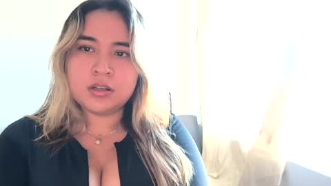 Snapshot of kloe__05 chatting on 07-07-26, 11:58 Kloe online show from 07-07-26, 11:58
