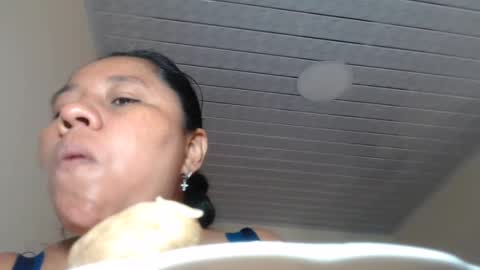 Kloe online show from 09-19-25, 07:58