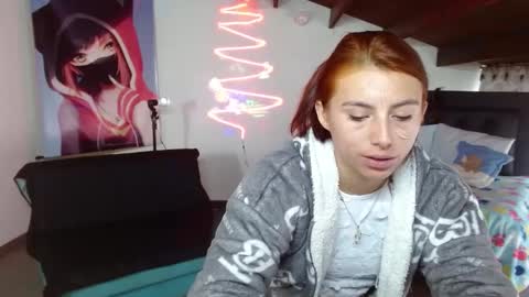 Snapshot of kloe_deker chatting on 12-03-24, 01:43 Kloe deker online show from 12-03-24, 01:43