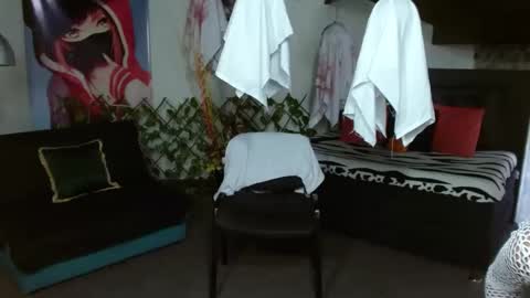 Snapshot of kloe_deker chatting on 10-11-25, 01:53 Kloe deker online show from 10-11-25, 01:53