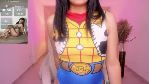 Snapshot of kloee_brown chatting on 05-14-26, 10:44 Kloe Brown online show from 05-14-26, 10:44