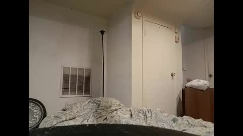 LOUiViLAN online show from 12-18-24, 05:48