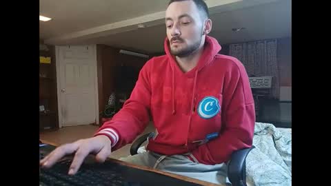 LOUiViLAN online show from 01-03-25, 12:19