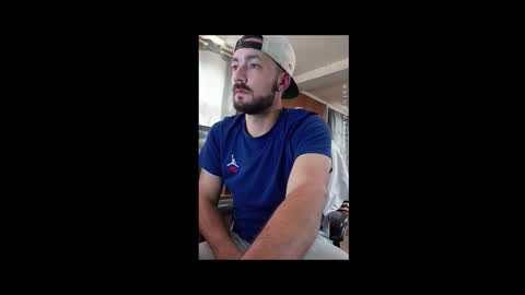 LOUiViLAN online show from 10-05-25, 05:55