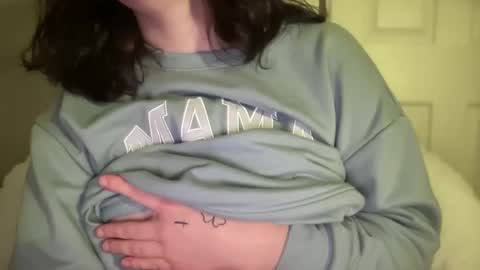 Snapshot of knextdoor chatting on 01-08-26, 01:30 knextdoor online show from 01-08-26, 01:30