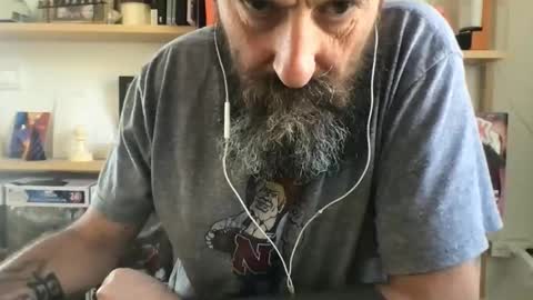 Snapshot of knicker76 chatting on 10-08-25, 10:46 knicker76 online show from 10-08-25, 10:46