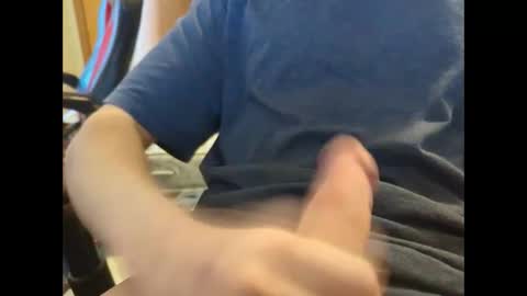 Snapshot of kniloc chatting on 02-18-25, 07:30 kniloc online show from 02-18-25, 07:30