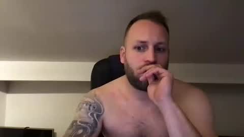 hugo online show from 01-18-25, 05:10