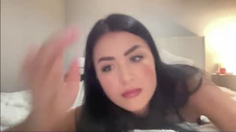 kobi_and_zeina online show from 06-20-26, 09:39