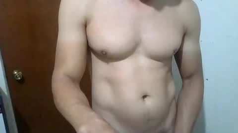 Snapshot of koby1190 chatting on 06-11-26, 01:05 koby1190 online show from 06-11-26, 01:05