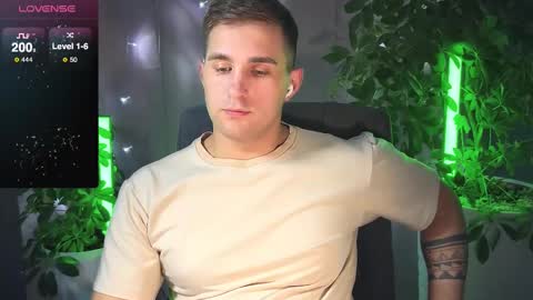 Sweet boy online show from 03-06-25, 09:42