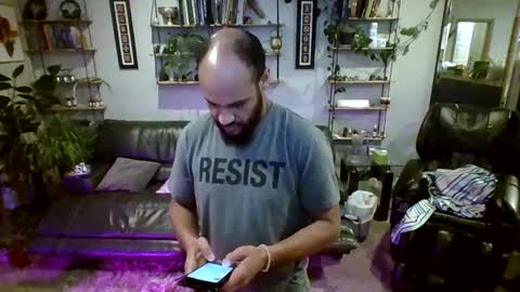 Snapshot of kofigardner chatting on 12-08-24, 10:36 A Dick Ting online show from 12-08-24, 10:36