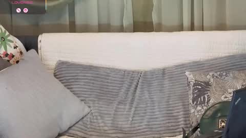 Snapshot of kohlbird chatting on 02-09-26, 03:21 kohlbird online show from 02-09-26, 03:21