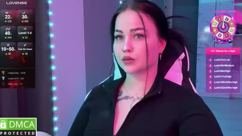 Mia online show from 01-22-25, 12:27