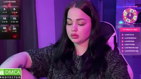 Mia online show from 02-22-25, 02:50