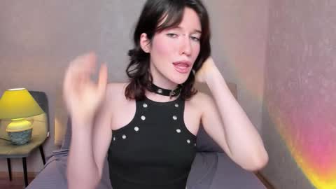 Snapshot of kolette_gray chatting on 11-26-25, 07:04 Kolette online show from 11-26-25, 07:04