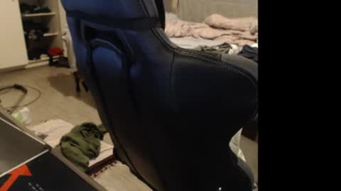 Snapshot of kompura chatting on 07-26-26, 04:36 Kompura online show from 07-26-26, 04:36