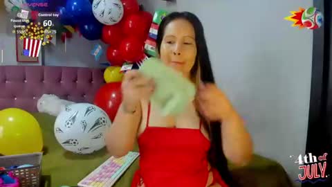 Snapshot of konie_brn21 chatting on 07-05-26, 01:29 konie Diaz online show from 07-05-26, 01:29
