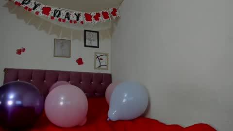 Snapshot of konie_hot chatting on 03-09-25, 10:52 konie Diaz online show from 03-09-25, 10:52