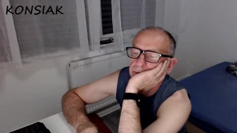 Komsiak online show from 09-13-25, 09:47