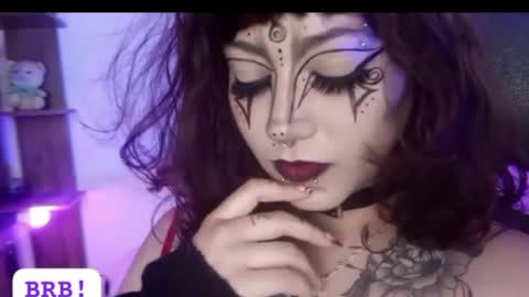 Kora Red online show from 04-22-26, 02:18